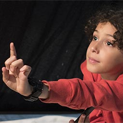 Un élève du stage de théâtre pour enfants Un élève du stage de théâtre pour enfants
