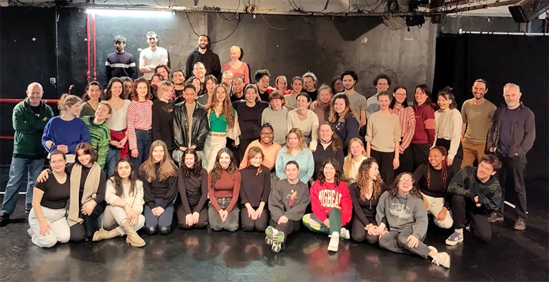 Photo de groupe du Acting Week-end 2023 au Cours Florent à Paris