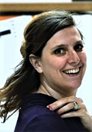 Sarah Siré, professeure au Cours Florent Bruxelles