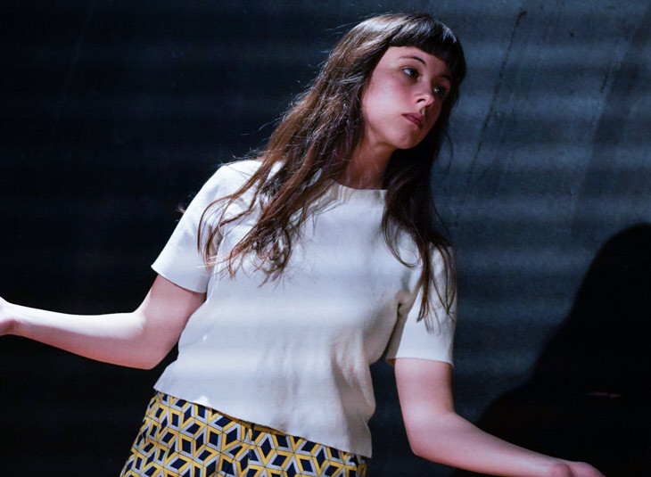 Une élève du stage de théâtre à Tours Une élève du stage de théâtre à Tours