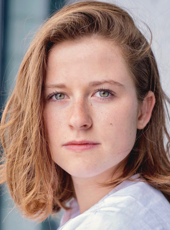 Découvrez le portrait de Megan Marx, élève de 3ème année au Cours Florent Bruxelles Découvrez le portrait de Megan Marx, élève de 3ème année au Cours Florent Bruxelles