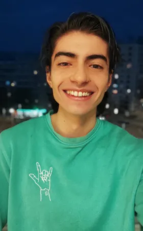 Andrei Edward, stagiaire au Cours Florent Paris