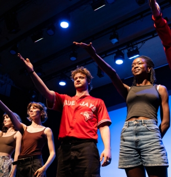 Que faire après une école de théâtre ?