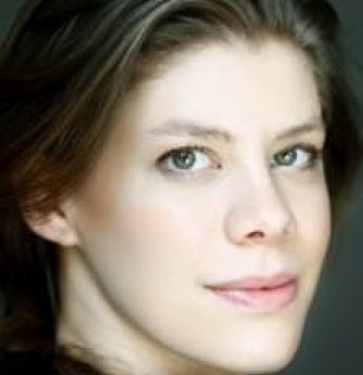 Portrait de Caroline Askew