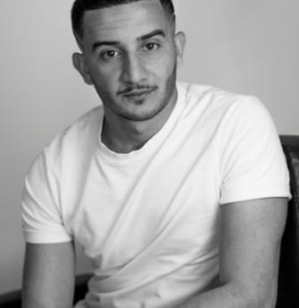 Nadir Chaabena, stagiaire au Cours Florent Paris