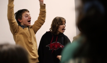 Stage improvisation ado